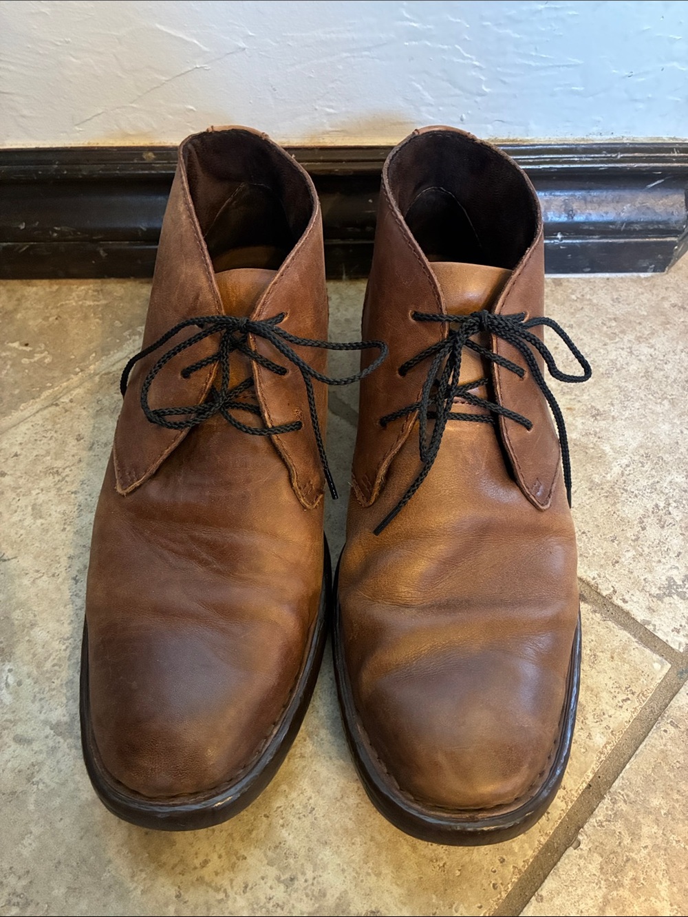 Born Chukka Boots size 9.5